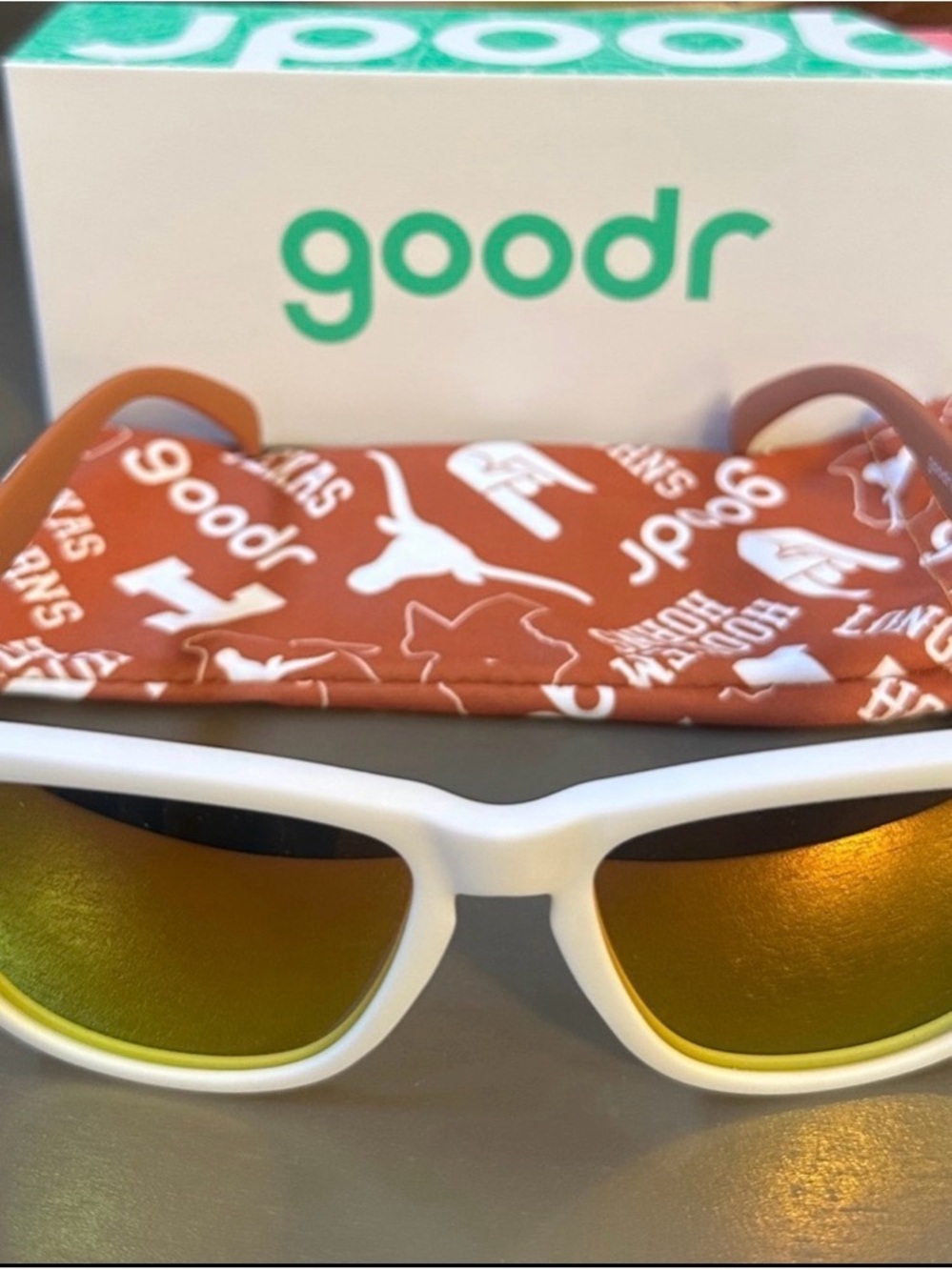 NEW goodr Bevo Vision Texas Longhorns Sunglasses UT Austin Hook’em Polarized NIB